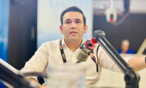 Jhony rebate Pedro e expõe “memória seletiva” da oposição: “Esquece do caos nas UPAs e do rombo na FAP”