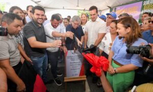 João Azevêdo inaugura PB-356, travessias urbanas e anuncia várias outras obras no Sertão do Estado