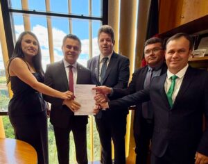 Deputado Wilson Santiago recebe comitiva de Ouro Velho e anuncia novos investimentos para o município