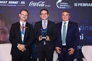 Simpósio idealizado por Efraim é palco de debate por um Brasil mais competitivo com presença do pres. do Banco Central e Hugo Motta