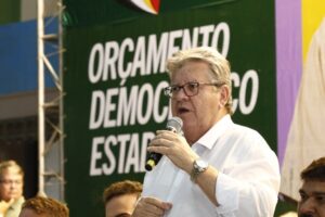 João Azevêdo dialoga com a população no ODE em Serra Branca sobre prioridades de investimentos para a região