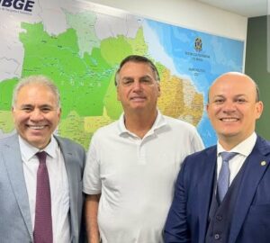 Marcelo Queiroga e Bolsonaro lançam Cabo Gilberto ao Senado pela Paraíba