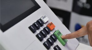 A Tal da Política e o Blog Em Cima da Notícia apresenta números exclusivos de pesquisa registrada para a cidade de Mari