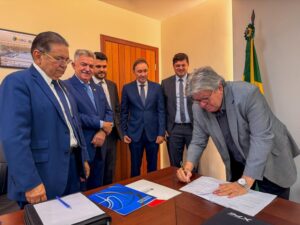 João Azevêdo recebe indicações da ALPB para nomeação de novos conselheiros do TCE-PB