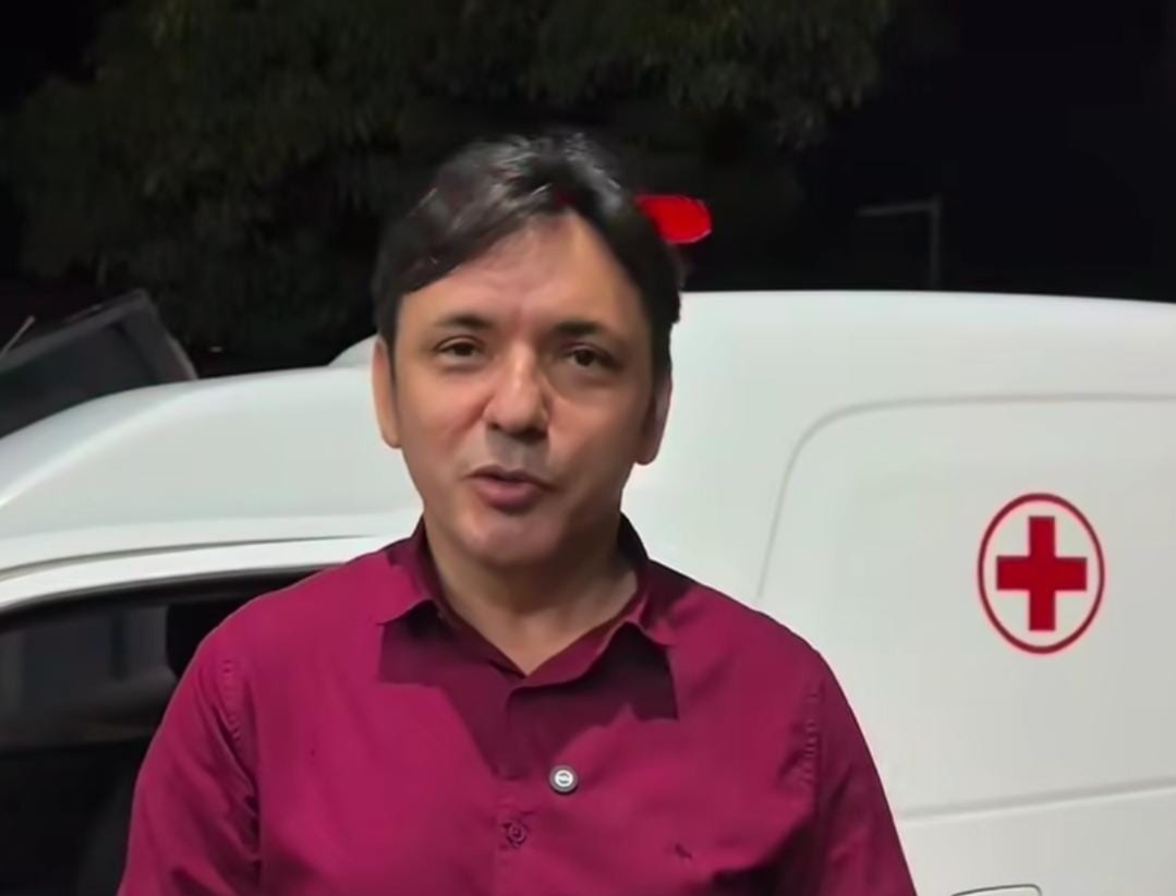 Prefeito de Manaíra, Messias Simão, anuncia a aquisição de mais uma ambulância para o município