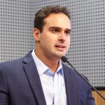 Governador Lucas Ribeiro anuncia pagamento de abril para quarta e quinta-feira