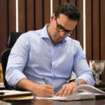 Governador Lucas Ribeiro adere a programa nacional e subsidia diesel para reduzir custos e apoiar economia