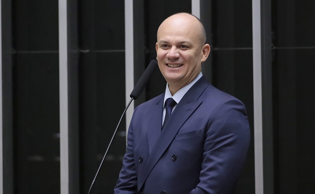 Em pesquisa registrada na PB Cabo Gilberto lidera os números para a Câmara Federal