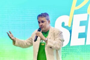 Efraim apresenta plano de governo com foco em crescimento, segurança e desenvolvimento da Paraíba