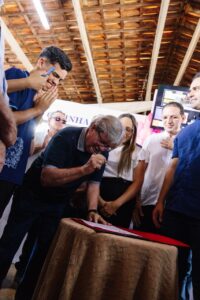Recebido com festa no Vale do Piancó, João Azevêdo destaca legado de obras e ações na região