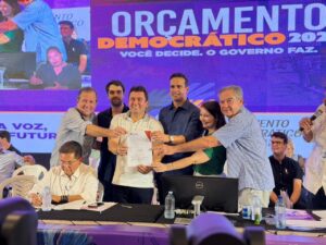 Lindolfo Pires destaca avanço histórico para o esporte com assinatura da ordem de serviço da Vila Olímpica de Sousa