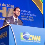 Em Brasília, Lucas Ribeiro representa governadores na abertura da Marcha dos Prefeitos e ressalta integração com municípios