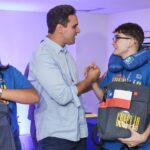 Governador Lucas Ribeiro participa de pré-embarque de 59 estudantes da rede estadual para o Chile pelo Conexão Mundo