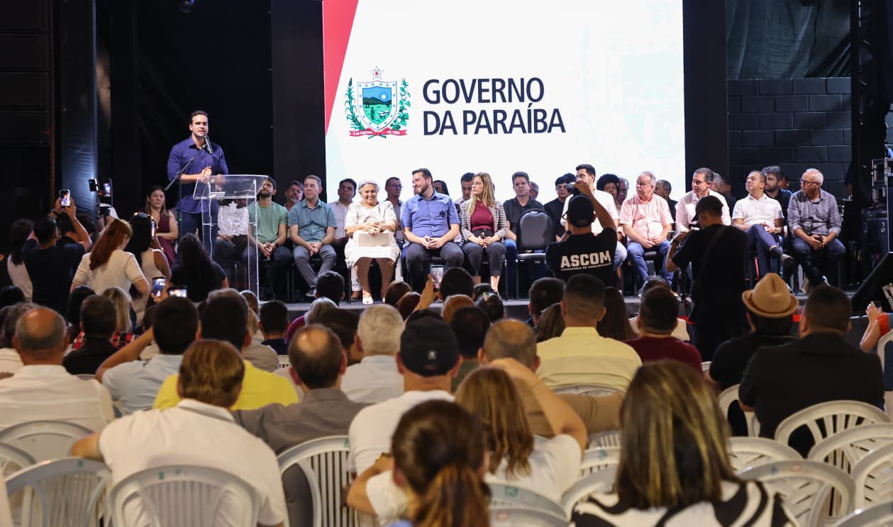 Governador Lucas Ribeiro anuncia ações do São João 2026 em 134 municípios e reforça apoio do Estado em Campina Grande