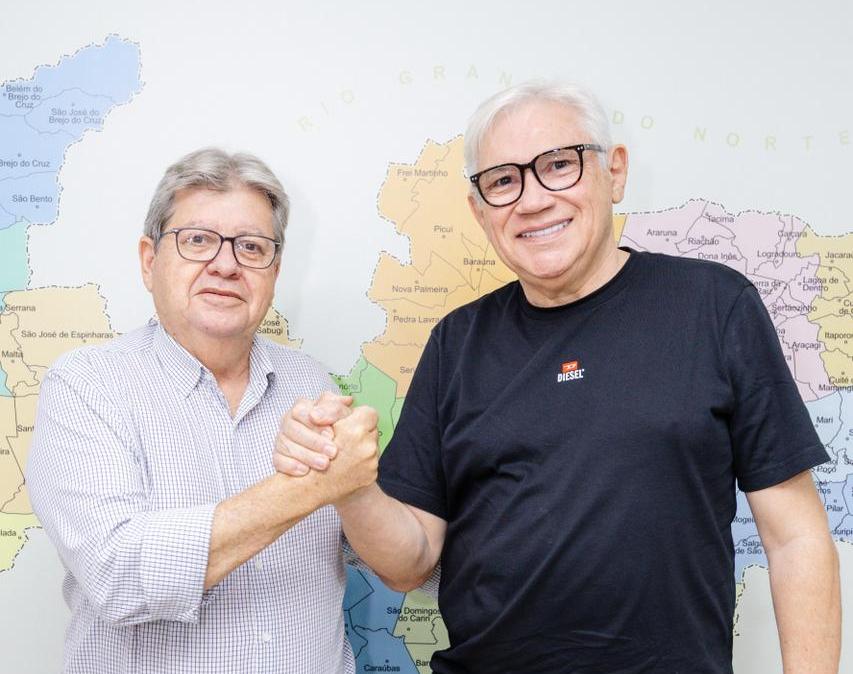 Tota Guedes destaca investimentos na educação, infraestrutura e segurança hídrica em Pedra Lavrada ao declarar apoio à pré-candidatura de João ao Senado