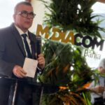 PARAIBANO AUGUSTO CORREIA LIMA ASSUME A PRESIDÊNCIA DA MIDIACOM BAHIA EM SOLENIDADE QUE REUNIU AUTORIDADES E AS PRINCIPAIS LIDERANÇAS DA COMUNICAÇÃO BRASILEIRA