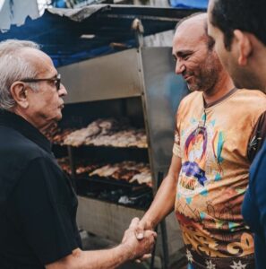 Em Campina, Cícero visita comércio do José Pinheiro e participa de eventos juninos na Zona Leste