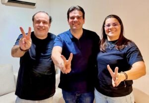 Ex-prefeito de Damião, Alan Nepomuceno, vereadora Roberta e grupo político anunciam apoio ao deputado Eduardo Carneiro