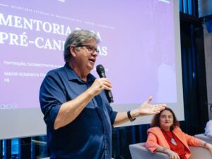 João Azevêdo destaca compromisso do PSB com políticas sociais em evento com pré-candidatas do partido