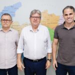 Prefeito agradece a João Azevêdo por investimentos em São José dos Cordeiros e reforça apoio ao Senado
