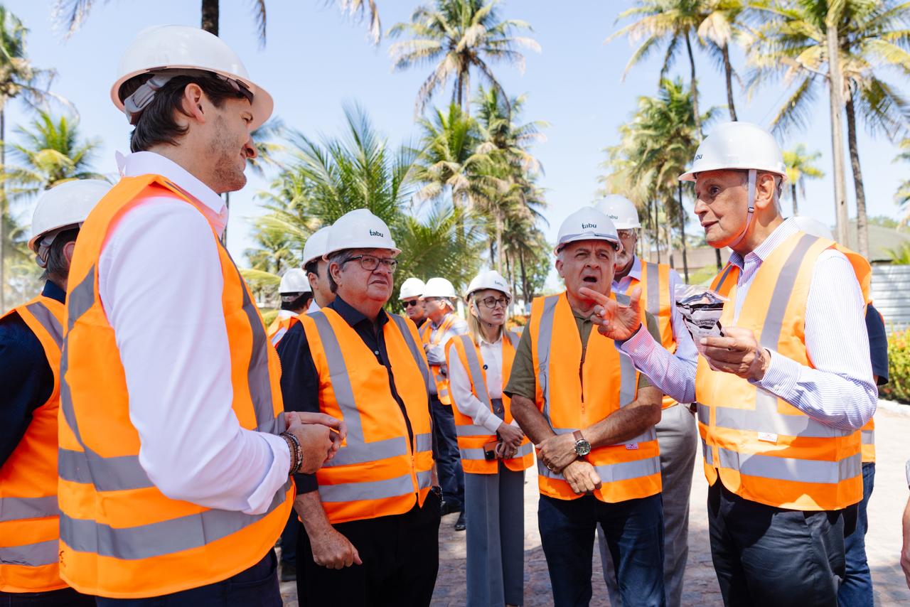 Em Caaporã, João Azevêdo visita Usina produtora de etanol que iniciará produção de açúcar no mês de agosto