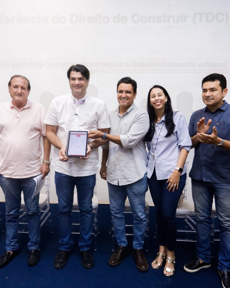 Leo Bezerra regulamenta lei que alia preservação do patrimônio e crescimento urbano