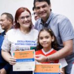 Leo Bezerra celebra avanços da Educação no Município e premia estudantes vencedores do concurso da CGU