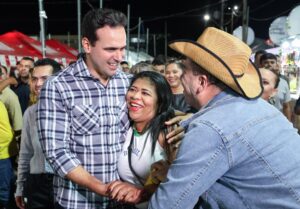 Governador Lucas Ribeiro participa da abertura do São João de Patos e acompanha estrutura de saúde e segurança da festa