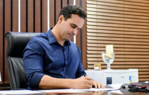 Governador Lucas Ribeiro anuncia convocação de 1.829 concursados para a educação, saúde e segurança pública