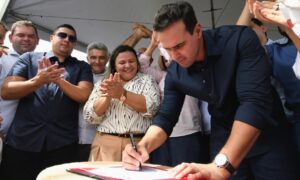Governador Lucas Ribeiro inaugura PB-067 e autoriza novos investimentos em Mulungu, Pilõezinhos e Gurinhém