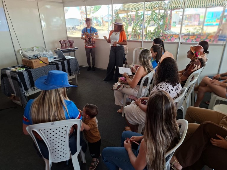 Projeto da Sedap-PB aborda empreendedorismo, juventude e autonomia feminina durante a 27ª Festa do Bode Rei