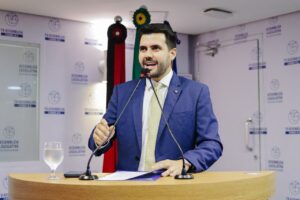 Deputado da Educação: Com relatoria de Wilson Filho, ALPB aprova expansão do Passe Livre Estudantil