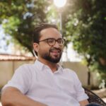 “Foi meu filho quem me escolheu para essa causa”, diz Tibério Limeira ao defender políticas para pessoas com autismo