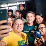 Efraim anuncia últimos detalhes para recepção a Flávio Bolsonaro em Campina nesta sexta-feira