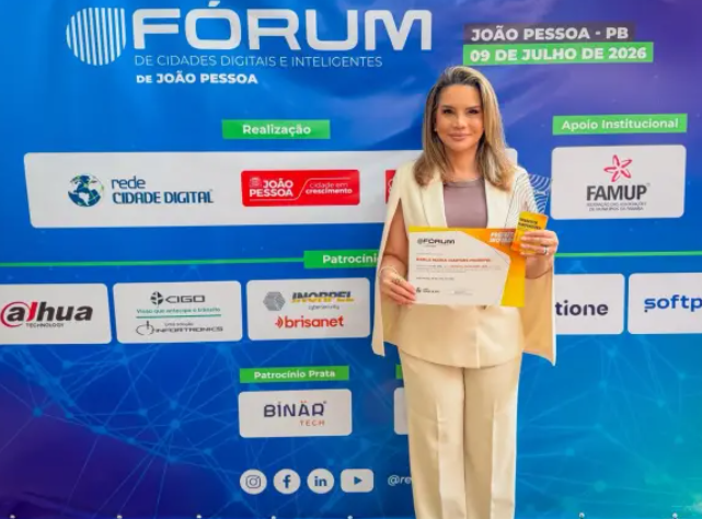 Karla Pimentel é reconhecida como prefeita inovadora 2026 em Fórum de Cidades Digitais e Inteligentes
