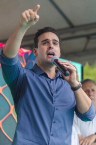 Lucas defende projeto coletivo e parceria com municípios durante encontro com mais de 100 prefeitos