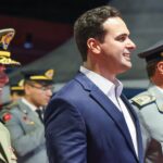 Governador Lucas Ribeiro autoriza convocação de mais PMs e Bombeiros durante formatura de oficiais