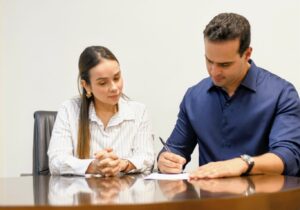 Governador sanciona ampliação do Programa Paraíba que Acolhe para incluir órfãos de feminicídio