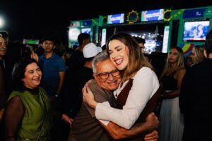 Olívia Motta prestigia São Pedro de Itaporanga e destaca crescimento e organização de um dos maiores festejos da Paraíba