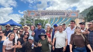 Veneziano e Ana Cláudia participam da Festa do Tapuia em Gado Bravo e destacam riqueza cultural do evento
