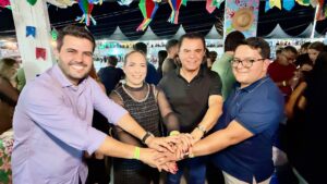 Deputados Wilson Santiago e Wilson Filho prestigiam São Pedro de Belém e recebem o apoio de Mirelly Kalinier