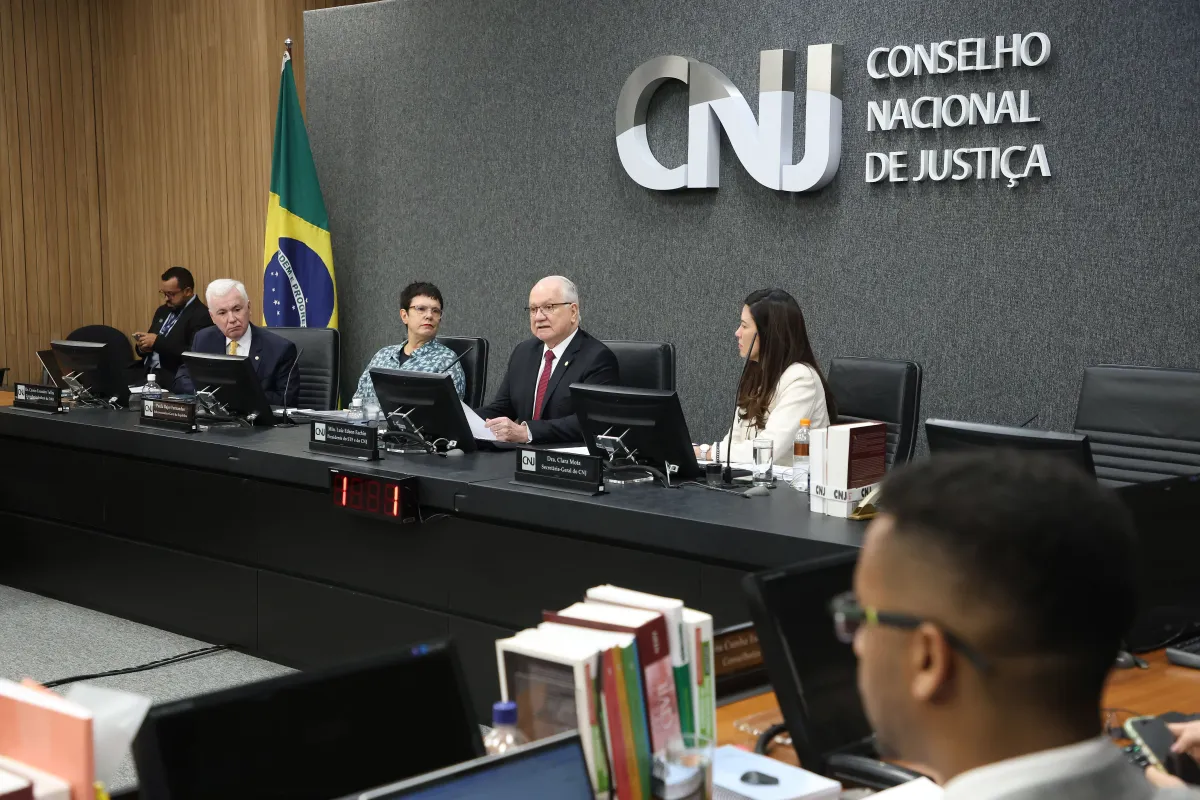 CNJ aprova perda do cargo de juízes e extingue aposentadoria compulsória como punição máxima