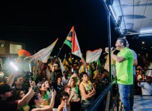 Doutor Jhony reúne multidão em Campina Grande e fortalece campanha nos Bairros
