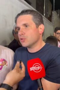 Hugo Motta cutuca Veneziano e alfineta candidatos que “se acostam ao prestígio dos outros”