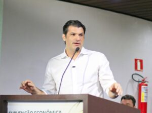 Leo Bezerra solicita ações do Governo Federal para fortalecer agricultura familiar em João Pessoa