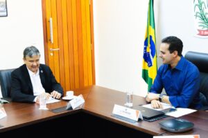 Lucas Ribeiro e ministro Wellington Dias alinham ações para fortalecer produção de leite de cabra em pó na Paraíba