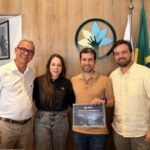 Michel Henrique entra para a história da Abrace e recebe homenagem por atuação em defesa da instituição