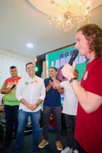 Veneziano participa de  caminhada em Campina Grande com Cícero, Diogo e Romero; e de ato político com Dr. Jhony