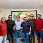 Vereadores reforçam apoio a pré-candidatura de Dinho à deputado estadual
