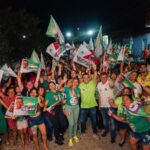Acácio Figueiredo vai às ruas e recebe Doutor Jhony em mais uma grande demonstração de força popular